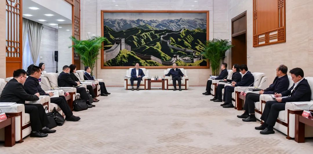 4，26會見 df8a9bca2a5d96592a22791dc1068a2.jpg